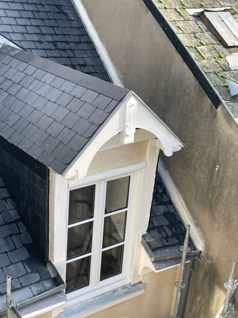 Travaux de couverture dans le Loiret